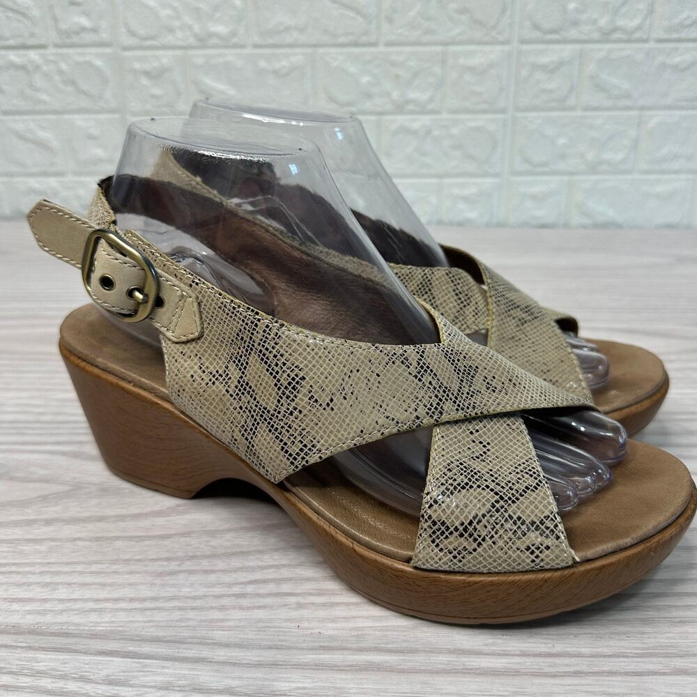 Dansko Jacinda Wedge Sandals WMNS 38 Taupe Snake Skin Crossover Strap Sling Back